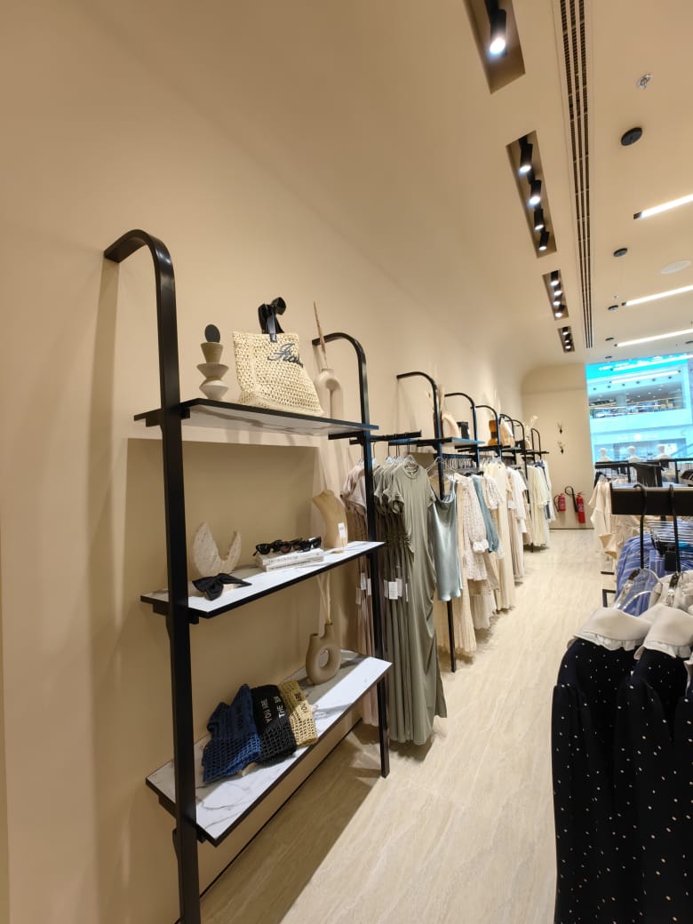 Lichi Boutique Fitting Room Design by DWS Interiors